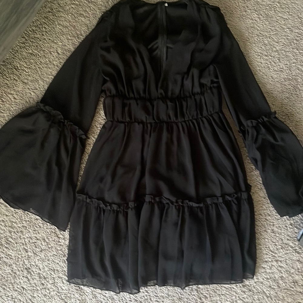 Black dress with zip on the back